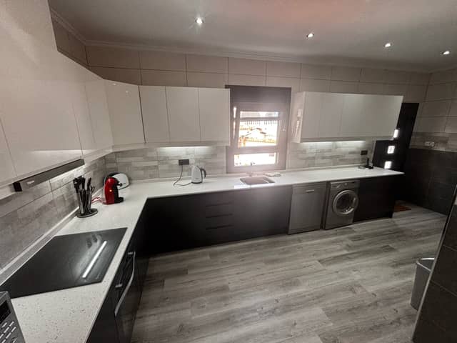 Detached Single-Storey Villa with Garden Views, Teka Kitchen and Low-Maintenance Garden