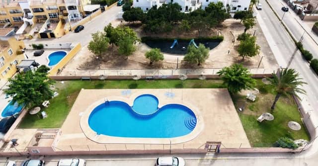 2-bedroom apartment in Los Montesinos in Los Montesinos