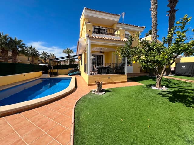 3-bedroom villa in Orihuela Costa in Orihuela