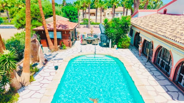 5-bedroom villa in Daya Vieja in Daya Vieja
