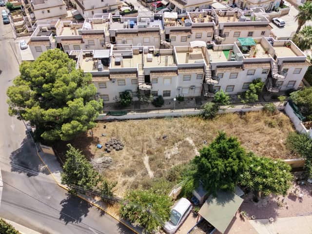 Urban plot in Algorfa in Algorfa