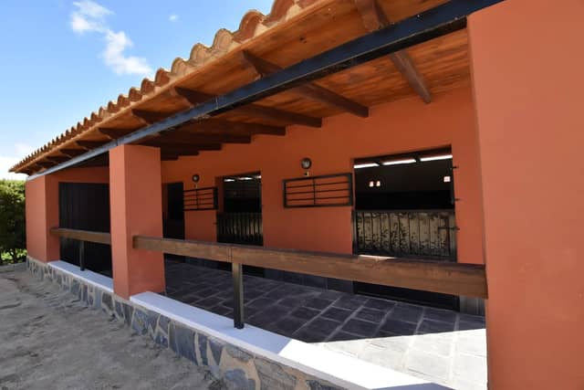 6-bedroom country house in Heredades in Heredades