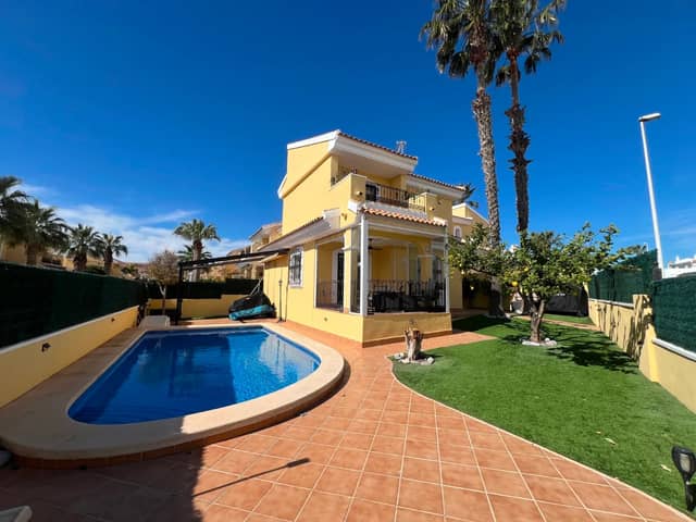 3-bedroom villa in Orihuela Costa in Orihuela
